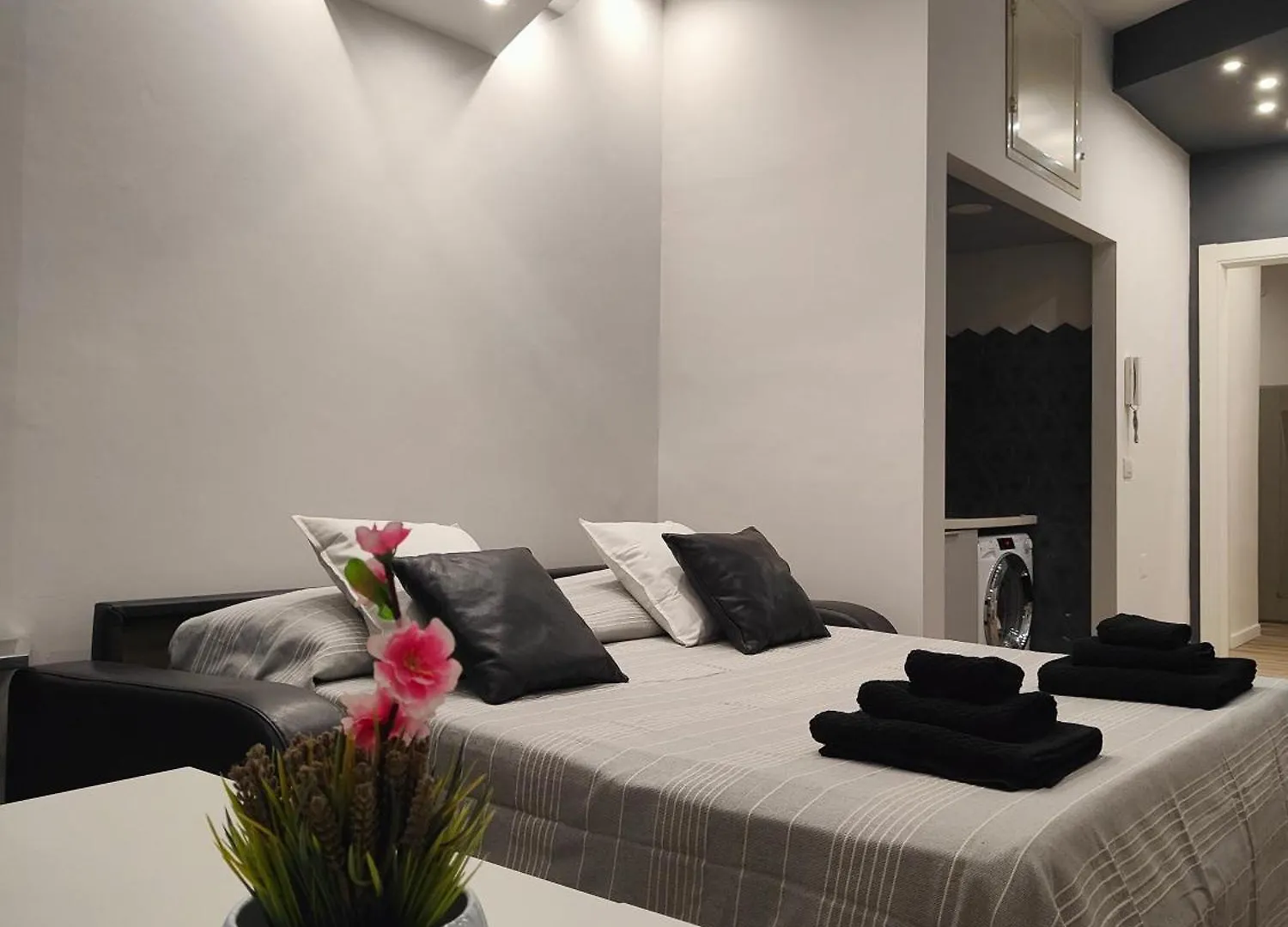 Royal Naples Apartment